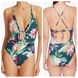 La Blanca  V-Front Keyhole One Piece Swimsuit in Beyond the Jungle Print | 6
